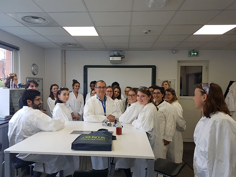 Sup'Biotech visitent l'entreprise Chimex